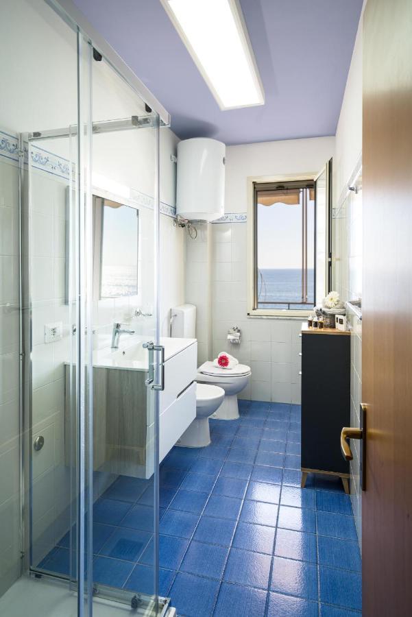 Loft Balcone Sul Mare Apartment Letojanni Ngoại thất bức ảnh