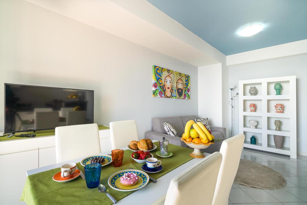 Loft Balcone Sul Mare Apartment Letojanni Ngoại thất bức ảnh